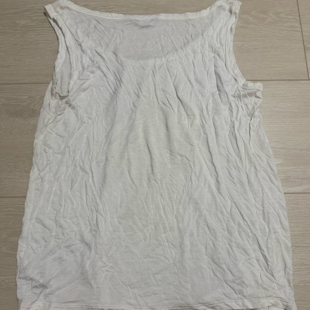 3/$10 M&S Basic Woman White Top - Picture 4 of 5